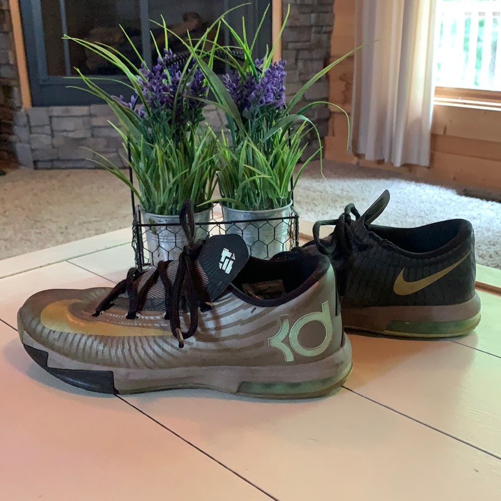 Vintage Nike KD 6 'Precision Timing' colorway 5.5